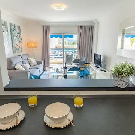 Апартаменты Vacation I Marina De Banus Retreat, Next To Marina And Shops, 24-7 Security Марбелья